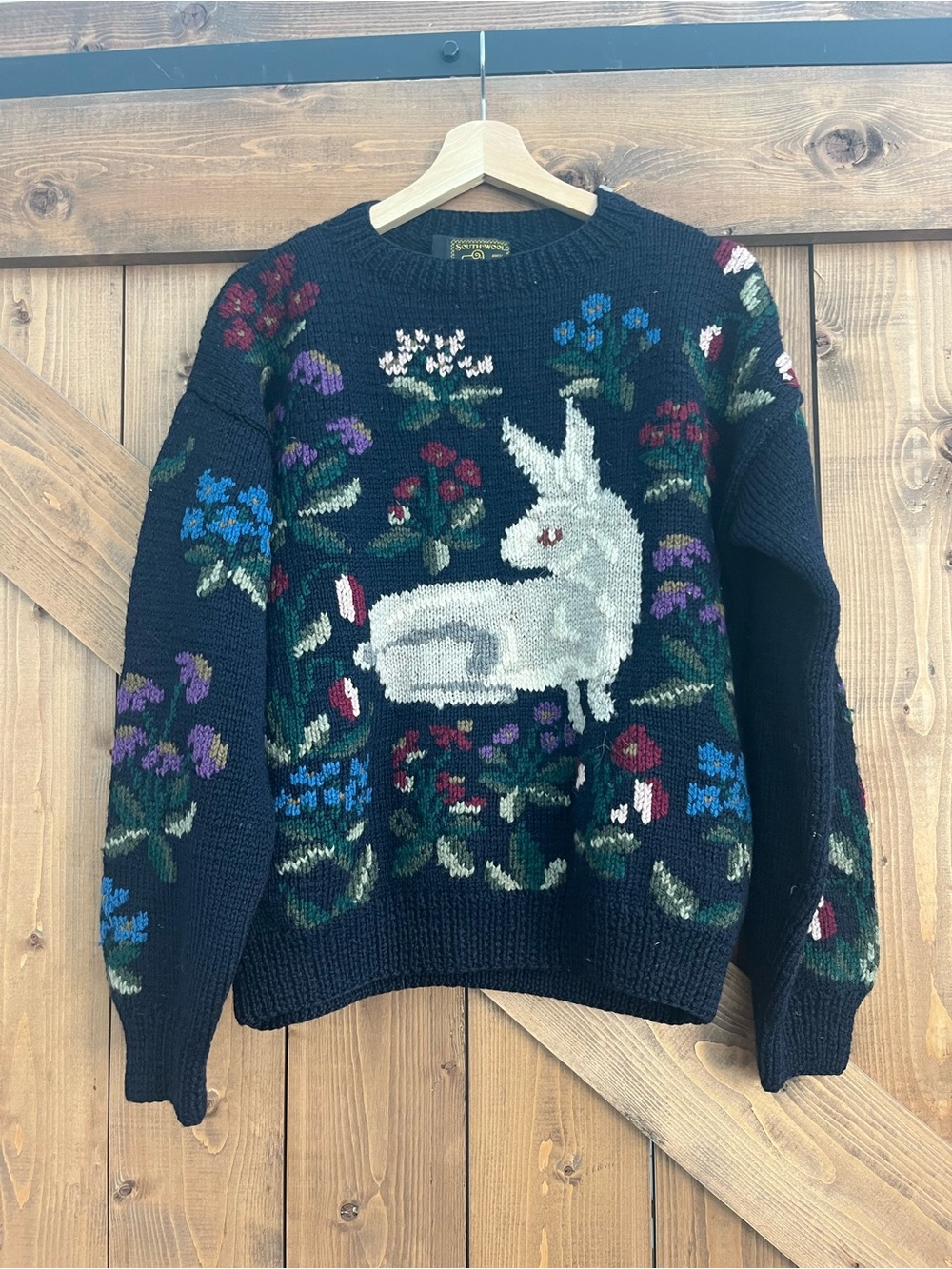 South Wool | Vintage Hand Knit Bunny Sweater Made in Uruguay | M